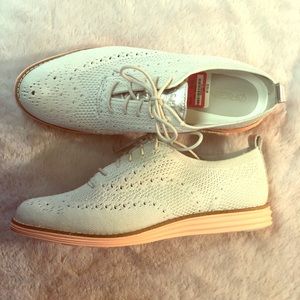 Cole Haan Grand.os grey w/coral, sz 7.5 never worn